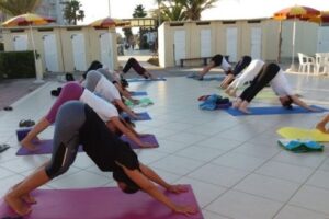 phoca_thumb_l_05.yoga.mare.2018