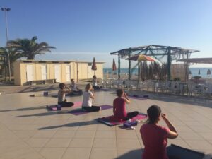 phoca_thumb_l_07-yoga mattino2018