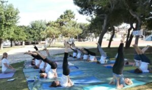 phoca_thumb_l_10-yoga day 018