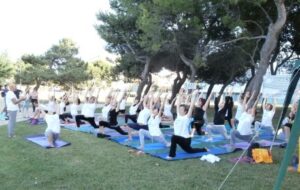 phoca_thumb_l_16-yoga day 018