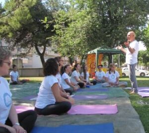 phoca_thumb_l_2-yoga day 018