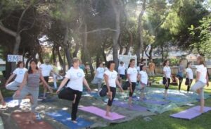 phoca_thumb_l_5-yoga day 018