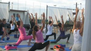 phoca_thumb_l_5 yoga elevarsi