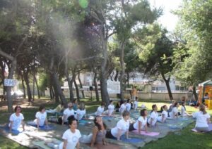 phoca_thumb_l_8-yoga day 018