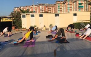 phoca_thumb_l_8.yoga.al.mare.2020