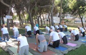 phoca_thumb_l_9-yoga day 018