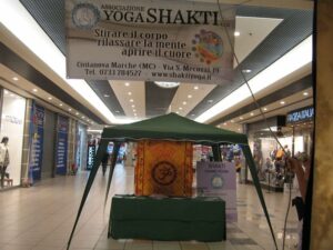 phoca_thumb_l_dimostrazione yoga 001