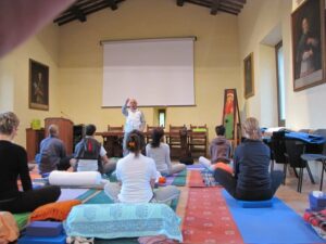 Yoga a scuola a Campello  2013